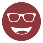 Circular icon with a smiling face wearing glasses in deep red, representing the 550XD lens tint.