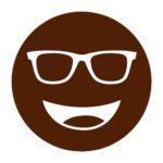 Circular icon with a smiling face wearing glasses in rich dark brown, representing the Noir #07 dark amber lens tint.