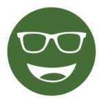 Circular icon with a smiling face wearing glasses in forest green, representing the Noir #30 lens tint.