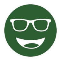 Circular icon with a smiling face wearing glasses in dark green, representing the Noir-32 lens tint.
