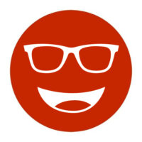 Circular icon with a smiling face wearing glasses in dark red/orange, representing the Noir #570 lens tint.