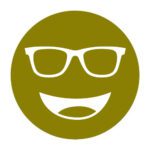 Circular icon with a smiling face wearing glasses in dark yellow, representing the Noir #59 lens tint.