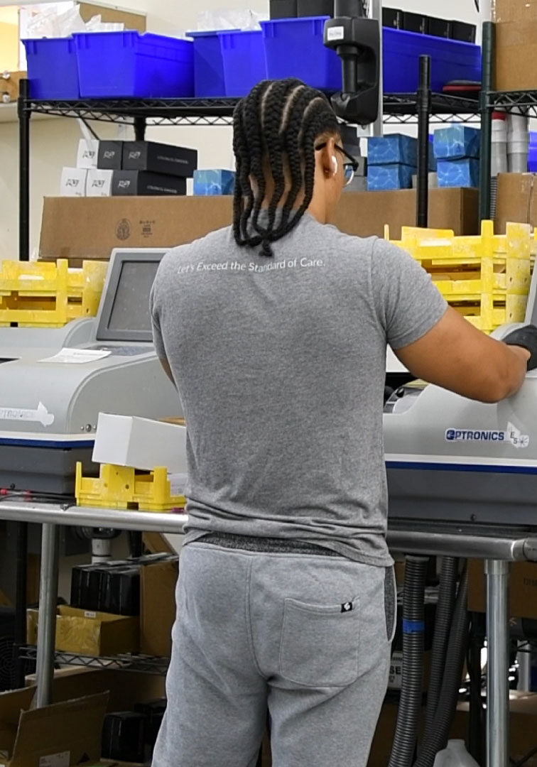 How Lenses Are Made - Edging - 6Es How Lenses Are Made - Edging - 6Es